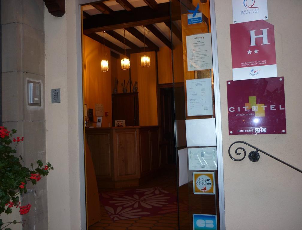 Logis-Cit'Hotel Des Vosges 5 Rue De La Gare Obernai Bagian luar foto